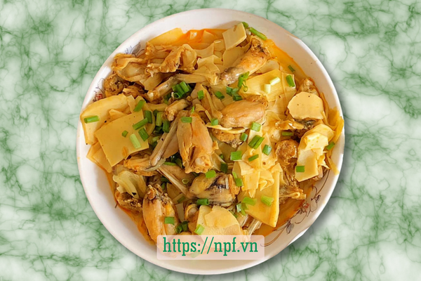 Ếch xào măng Ếch xào măng