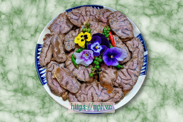 Bắp bò ngâm xì dầu