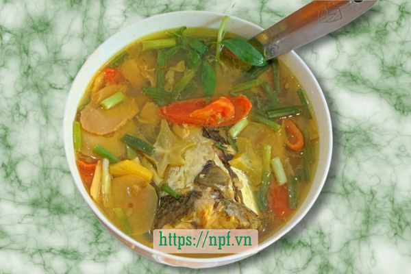 Canh cá nấu chua Canh cá nấu chua