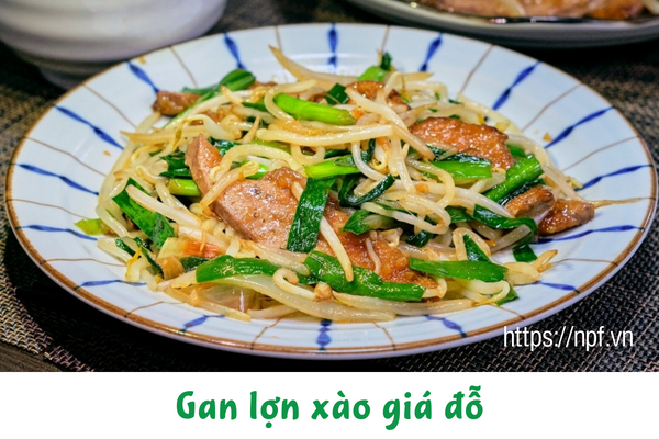 Gan lợn xào giá đỗ