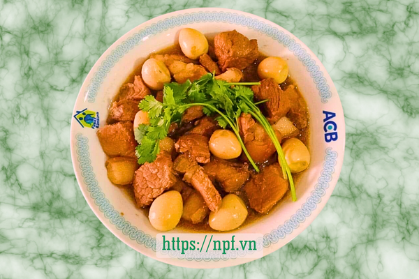 Thịt kho trứng cút Thịt kho trứng cút