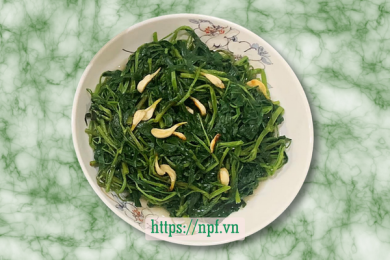 Rau muống xào tỏi 3
